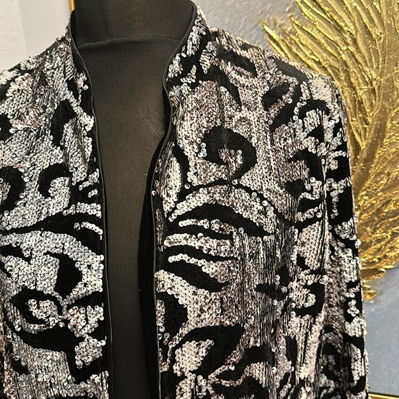 Frank Lyman Jacket - Picture 4 of 6